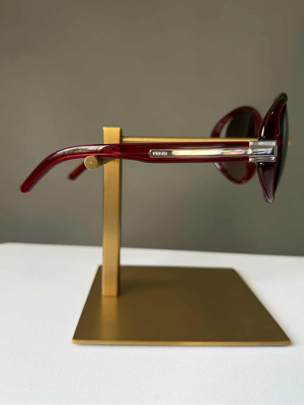 Fendi Women's Sunglasses Red - Picture 4 of 7